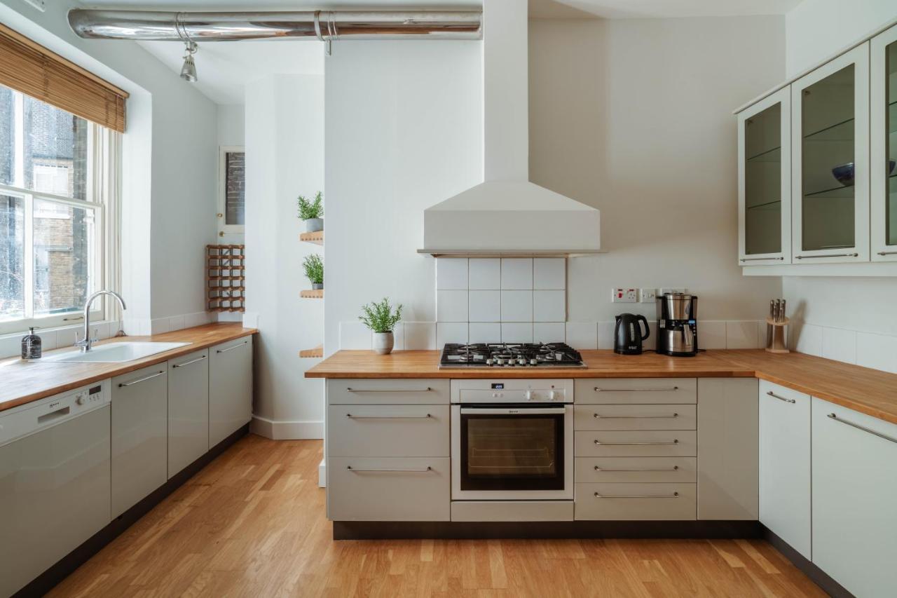 Апартаменты Bright Space In The Heart Of Лондон Экстерьер фото